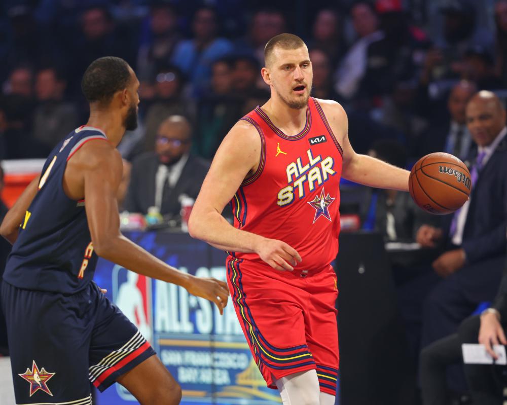 护与边后卫 护与边后卫